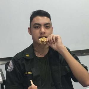 Meet your Posher, Julian